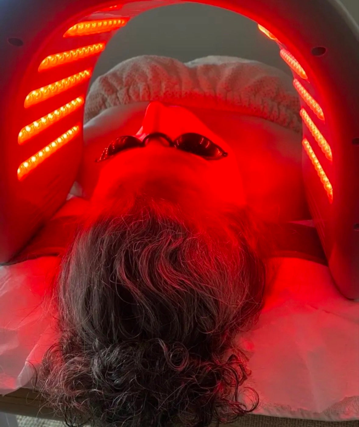 NANIÉ Lumi™
7-Color LED Light Therapy System
