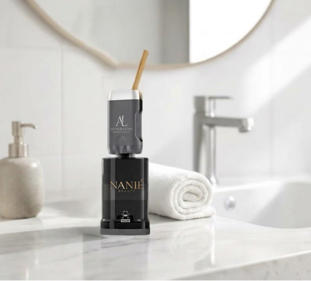 NANIÉ PureFlow™ Electric Portable Bidet
